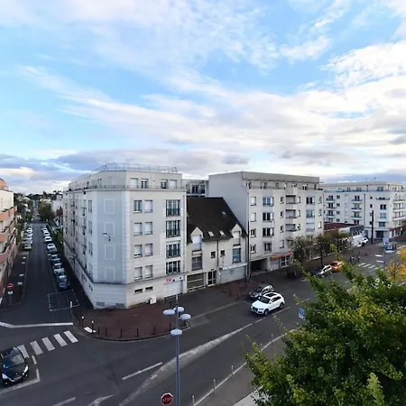 Appartement Elegant With Balcony Near Paris & Tgv *